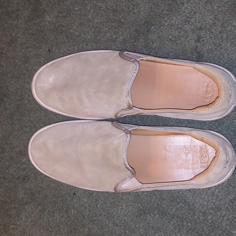 UGG Women Slip-ons